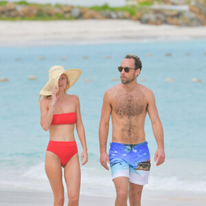 James Middleton et sa fiancée Alizée Thevenet en vacances à Saint Barthélemy le 2 janvier 2020. 