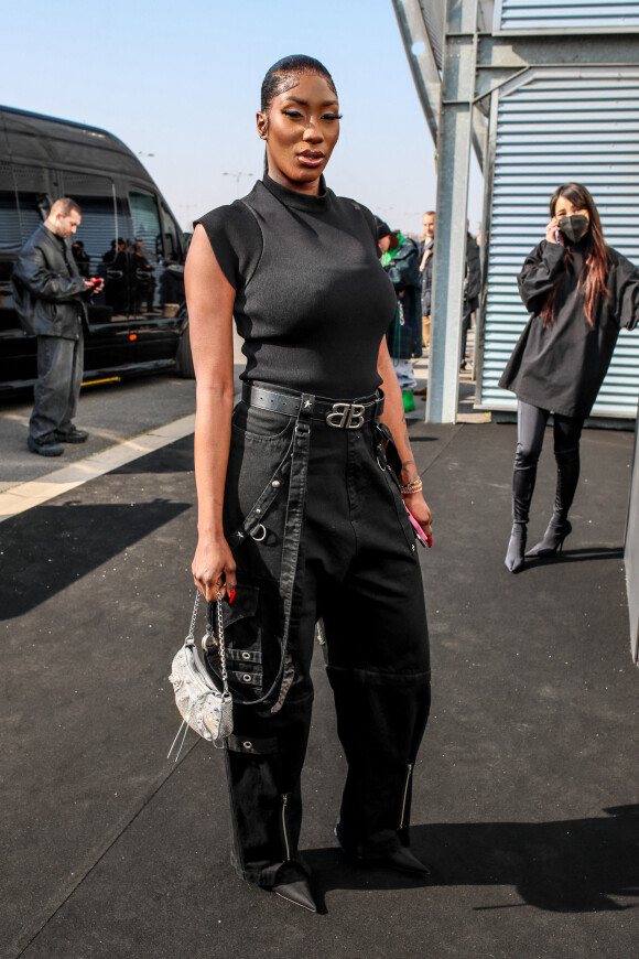 Exclusif - Aya Nakamura - Arrivées au défilé Balenciaga Automne/Hiver 2022/2023 lors de la Fashion Week de Paris au Bourget à Paris, France, le 6 mars 2022. © Da Silva-Perusseau/Bestimage 