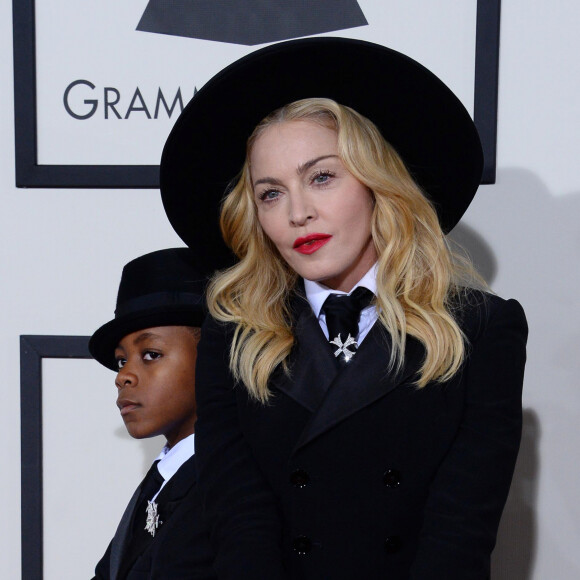 Le fils de Madonna, David Banda, a bien grandi ! L'adolescent développe son propre style vestimentaire, et sa mère en est fan.