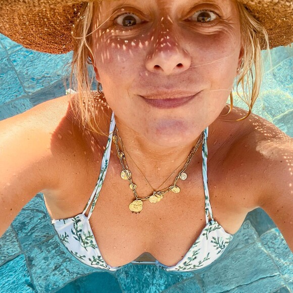 Flavie Flament profite de superbes vacances à l'île Maurice, en mai 2022.