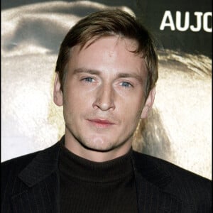 Benoît Magimel à la première du film Trouble, en 2004