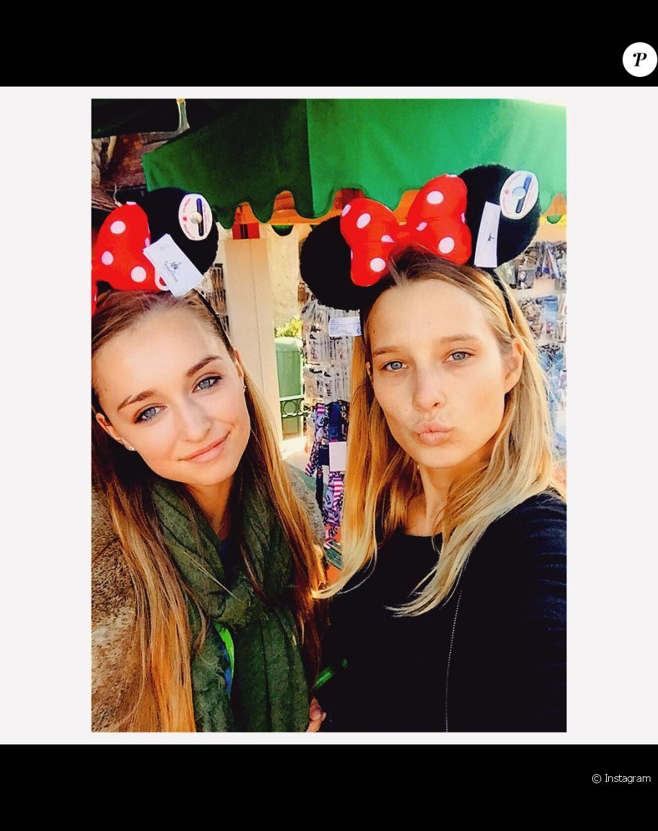 Emma et Ilona Smet à Disneyland