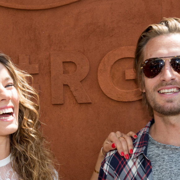 Elodie Fontan et son compagnon Philippe Lacheau au village lors des internationaux de France de Roland Garros à Paris, le 1er juin 2017. © Dominique Jacovides - Cyril Moreau/ Bestimage 