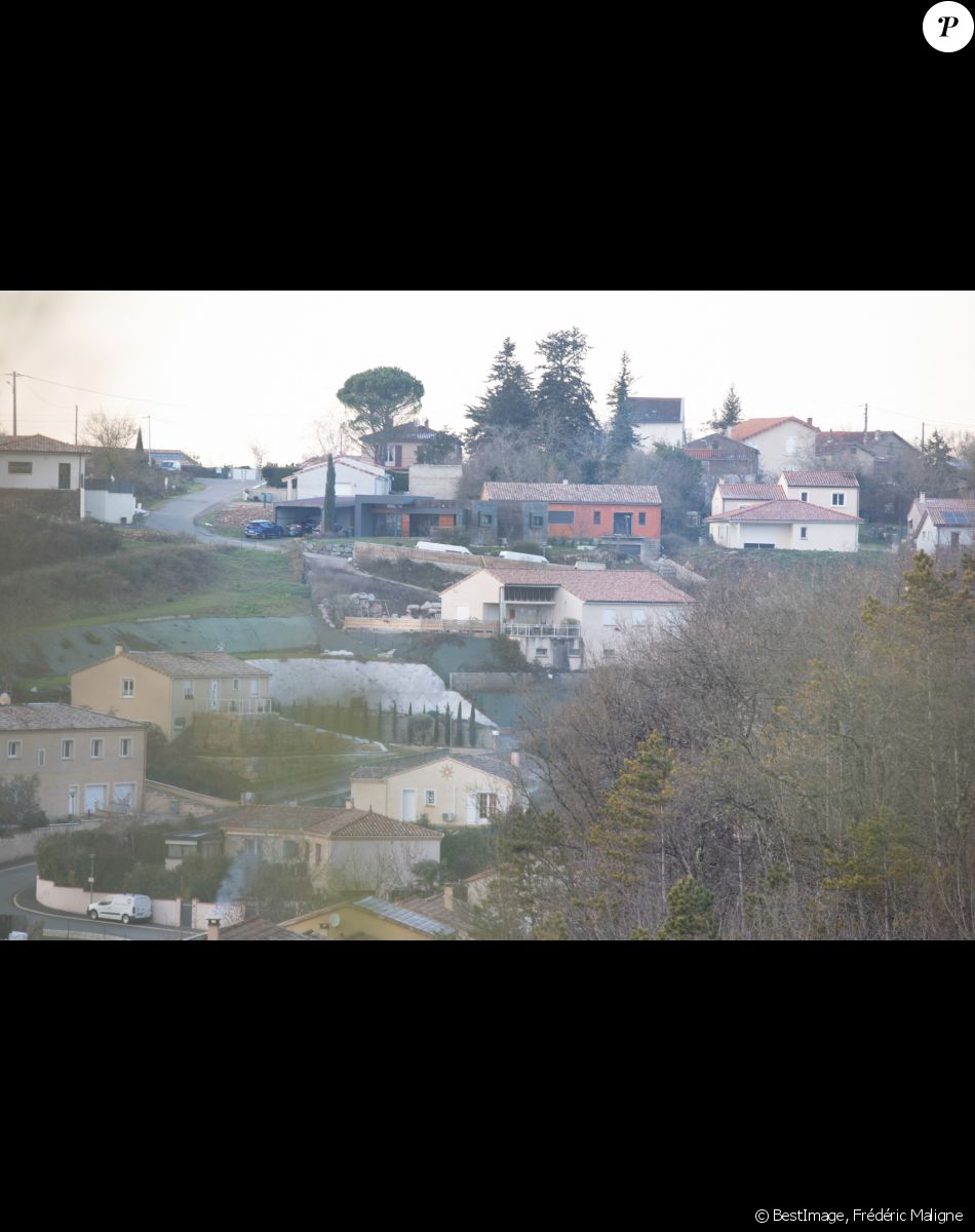 La maison en construction de Delphine Jubillar (Aussaguel), disparue sans laisser de traces depuis le 16 décembre 2020 à Cagnac les Mines dans le Tarn. Un gendarme et une équipe du service des eaux ont mené des investigations pour chercher des traces dans le réseau raccordé à la maison. Le 7 janvier 2021