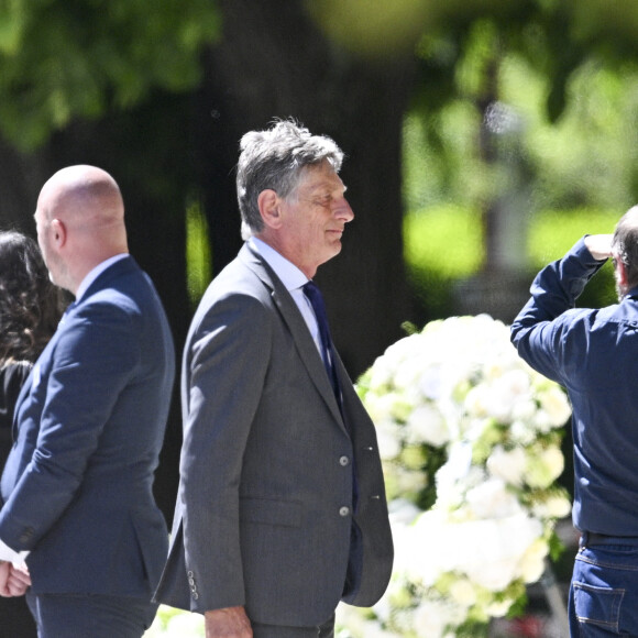 Nicolas de Tavernost, président du Directoire du Groupe M6 - Obsèques d'Antoine Alléno (fils du chef cuisinier français, trois étoiles au Guide Michelin Yannick Alléno) en la collégiale Notre-Dame de Poissy, France, le 13 mai 2022. © Jean-Baptiste Autissier/Panoramic/Bestimage 