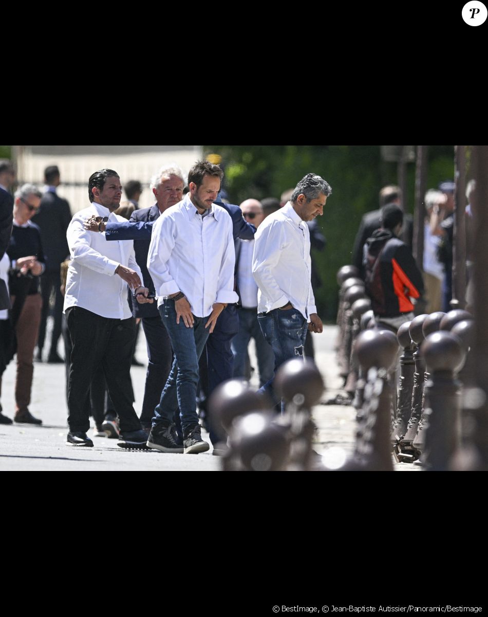 Le chef pâtissier Christophe Michalak - Obsèques d'Antoine Alléno (fils du chef cuisinier français, trois étoiles au Guide Michelin Yannick Alléno) en la collégiale Notre-Dame de Poissy, France, le 13 mai 2022. © Jean-Baptiste Autissier/Panoramic/Bestimage