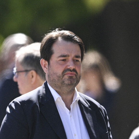 Jean Francois Piege - Sortie des obsèques d'Antoine Alléno (fils du chef cuisinier français, trois étoiles au Guide Michelin Yannick Alléno) en la collégiale Notre-Dame de Poissy, France, le 13 mai 2022. © Jean-Baptiste Autissier/Panoramic/Bestimage 