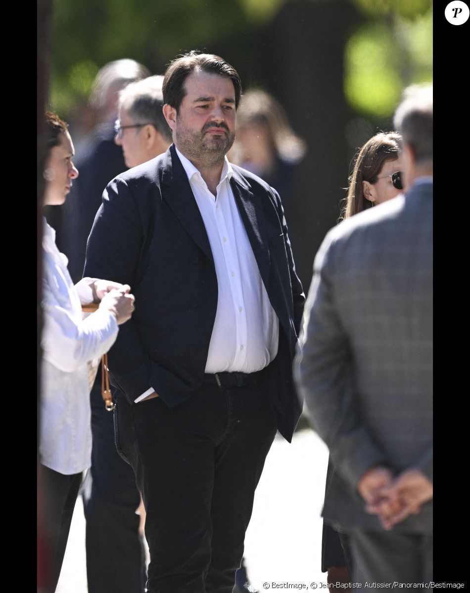Jean Francois Piege - Sortie des obsèques d'Antoine Alléno (fils du chef cuisinier français, trois étoiles au Guide Michelin Yannick Alléno) en la collégiale Notre-Dame de Poissy, France, le 13 mai 2022. © Jean-Baptiste Autissier/Panoramic/Bestimage