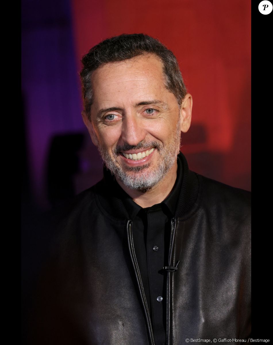 Exclusif - Gad Elmaleh - Backstage de l'enregistrement de l'émission "La chanson challenge" au Château de Chambord, qui sera diffusée le 26 juin sur TF1 Après le succès de la première édition, " LA CHANSON CHALLENGE " revient sur TF1 pour une soirée inédite et exceptionnelle, produite par DMLS TV, le samedi 26 juin à 21h05. " LA CHANSON CHALLENGE " est une émission au cours de laquelle de nombreux artistes vont se lancer un challenge : chanter une chanson très éloignée de leur univers habituel. © Gaffiot-Moreau / Bestimage