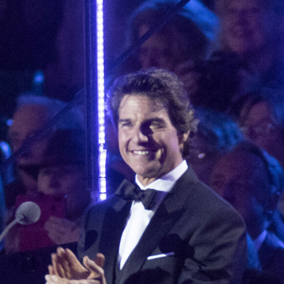 Tom Cruise - Le reine Elisabeth II d'Angleterre assiste au spectacle de son jubilé "The Queen's platinum jubilee celebration lors du Windsor Horse Show à Windsor le 15 mai 2022. 