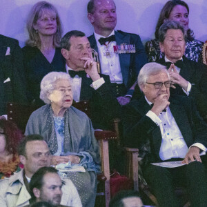 Le reine Elisabeth II d'Angleterre assiste au spectacle de son jubilé "The Queen's platinum jubilee celebration lors du Windsor Horse Show à Windsor le 15 mai 2022. 