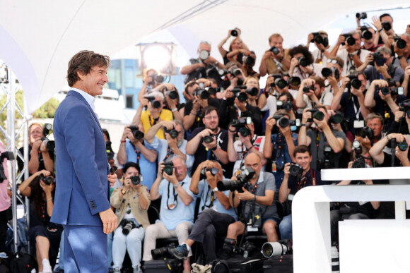 Tom Cruise et Jennifer Connelly Tom Cruise au photocall de "Top Gun: Maverick " lors du 75ème Festival International du Film de Cannes, le 18 mai 2022. © Dominique Jacovides / Bestimage 