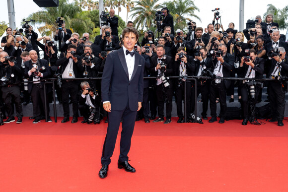 Tom Cruise - Montée des marches du film " Top Gun : Maverick " lors du 75ème Festival International du Film de Cannes. Le 18 mai 2022 © Olivier Borde / Bestimage 
