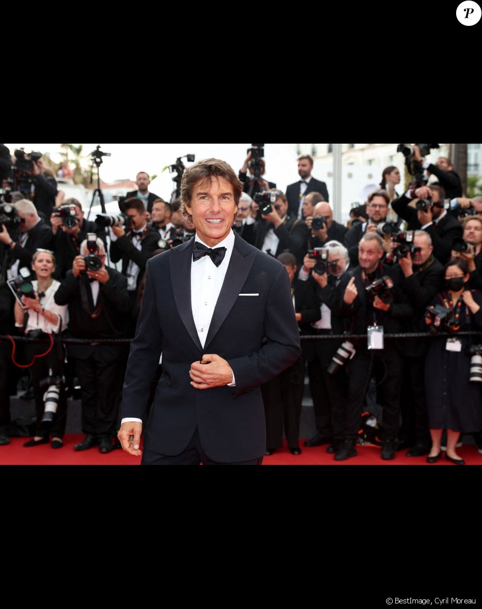 Tom Cruise - Montée des marches du film " Top Gun : Maverick " lors du 75ème Festival International du Film de Cannes. Le 18 mai 2022 © Cyril Moreau / Bestimage
