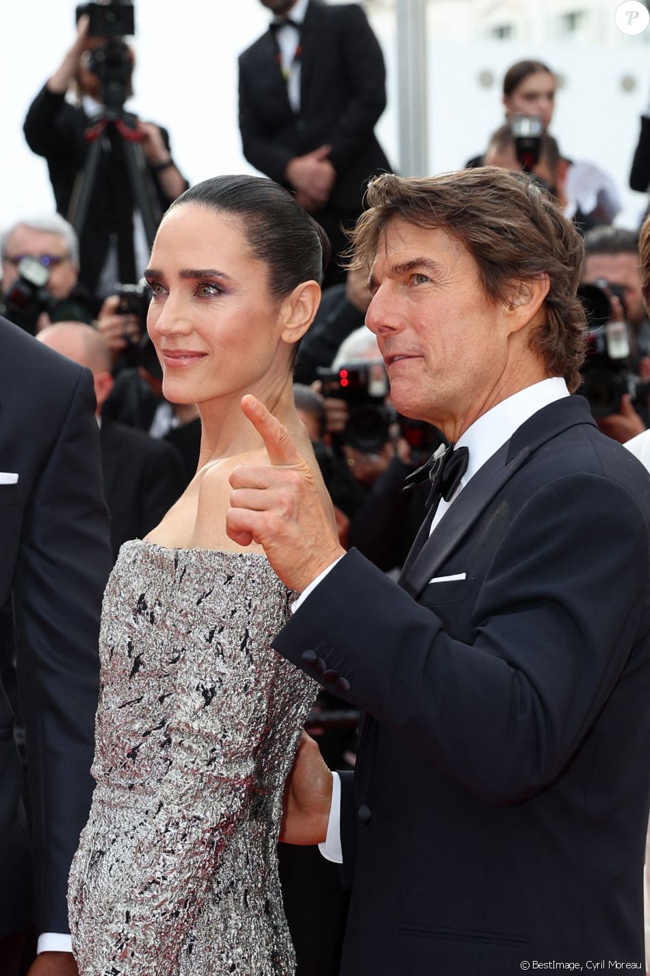 Jennifer Connelly et Tom Cruise Montée des marches du film Top Gun Maverick lors du ème