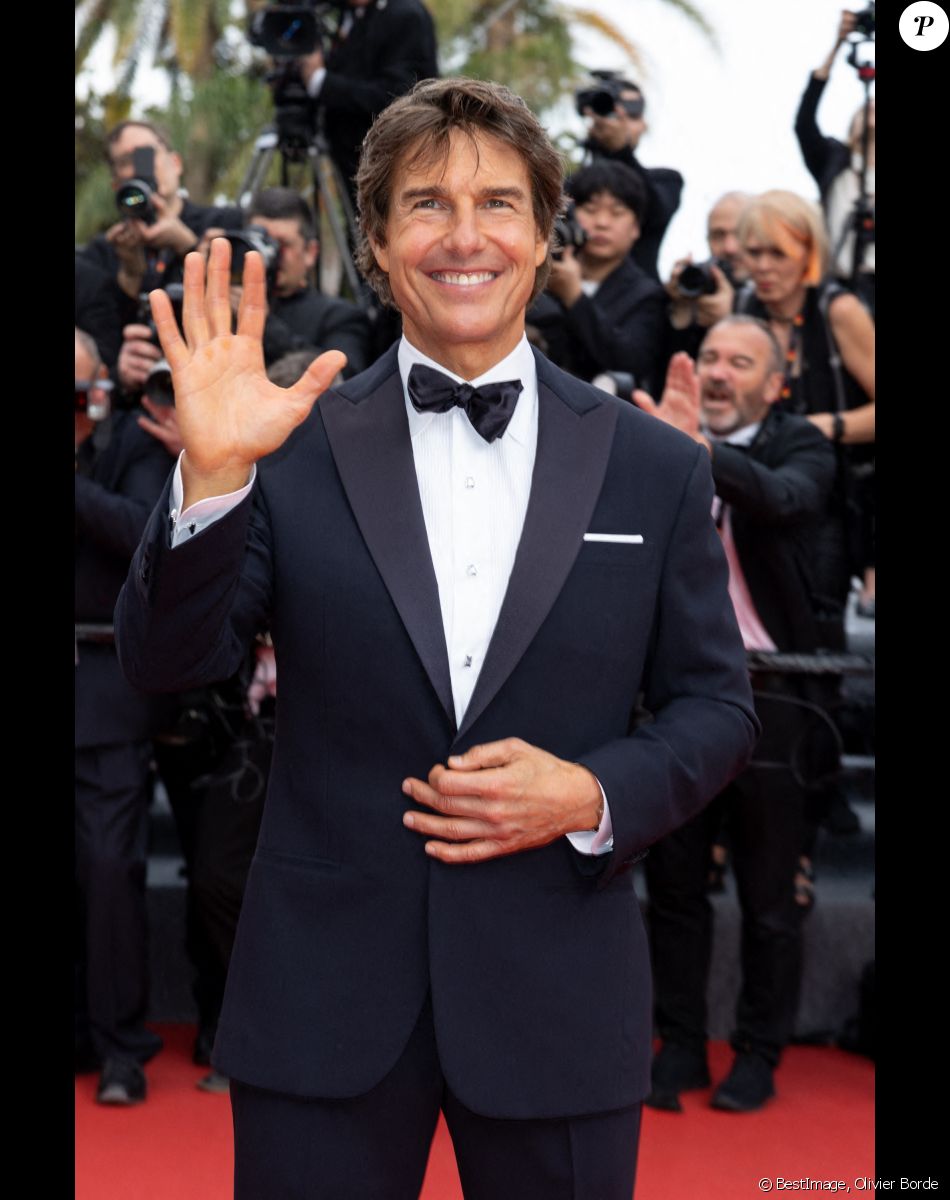 Tom Cruise - Montée des marches du film " Top Gun : Maverick " lors du 75ème Festival International du Film de Cannes. Le 18 mai 2022 © Olivier Borde / Bestimage