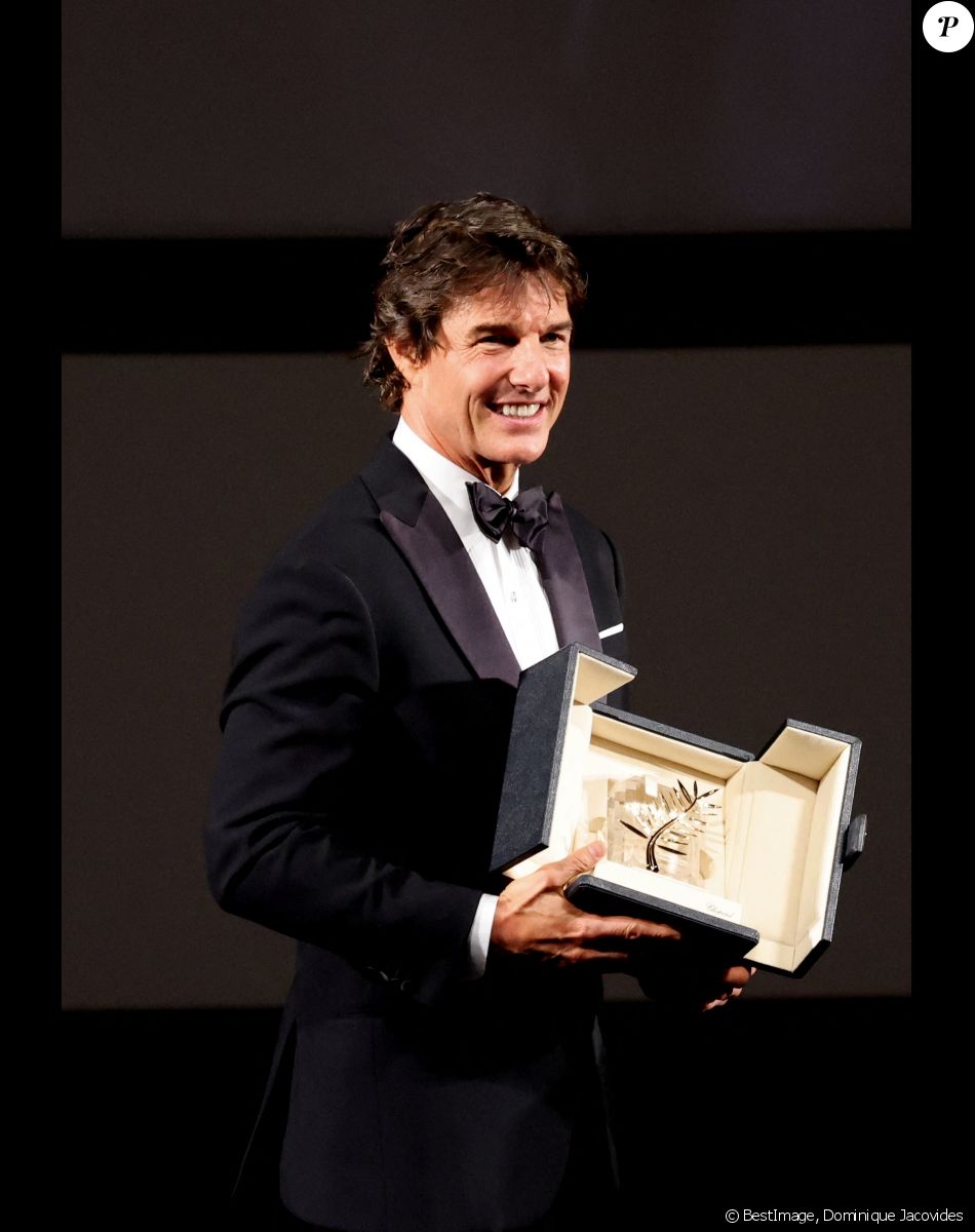 Remise de la palme d'honneur à Tom Cruise lors du 75ème Festival International du Film de Cannes. Le 18 mai 2022 © Dominique Jacovides / Bestimage