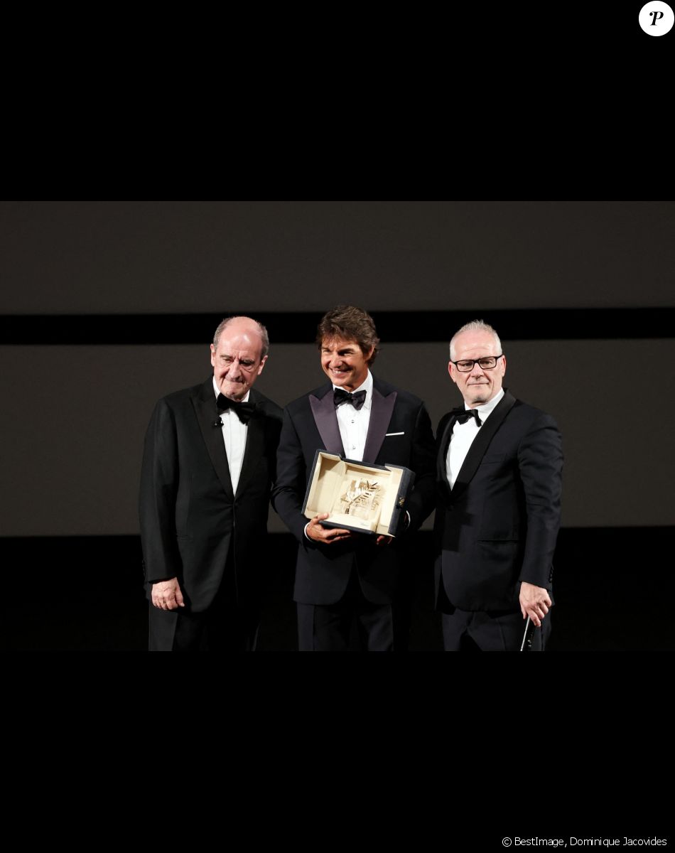 Pierre Lescure, Thierry Frémaux - Remise de la palme d'honneur à Tom Cruise lors du 75ème Festival International du Film de Cannes. Le 18 mai 2022 © Dominique Jacovides / Bestimage