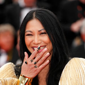 Anggun - Montée des marches du film " Top Gun : Maverick " lors du 75ème Festival International du Film de Cannes. Le 18 mai 2022 © Cyril Moreau / Bestimage 