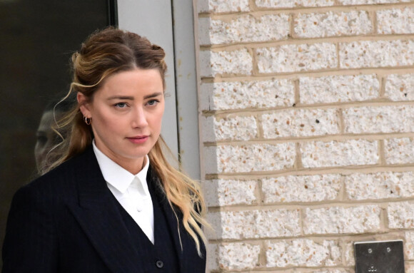 Amber Heard arrive au tribunal de Fairfax, Virginie, Etats-Unis