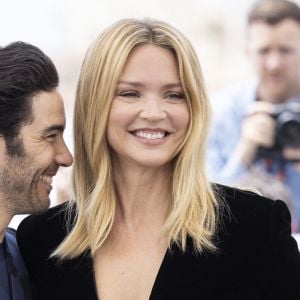 Tahar Rahim, Virginie Efira au photocall de "Don Juan" lors du 75ème Festival International du Film de Cannes, le 22 mai 2022. © Cyril Moreau/Bestimage 