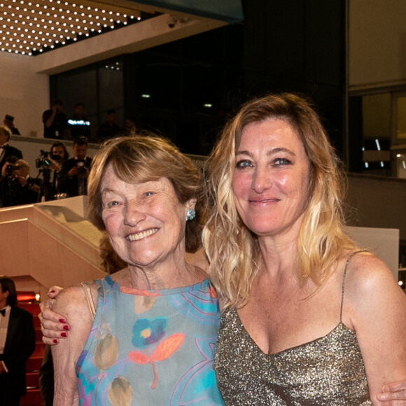 Marisa Boroni et sa fille Valeria Bruni-Tedeschi - Descente des marches du film "Les Amandiers (Forever Young)" lors du 75e Festival de Cannes, le 22 mai 2022. © Cyril Moreau / Bestimage