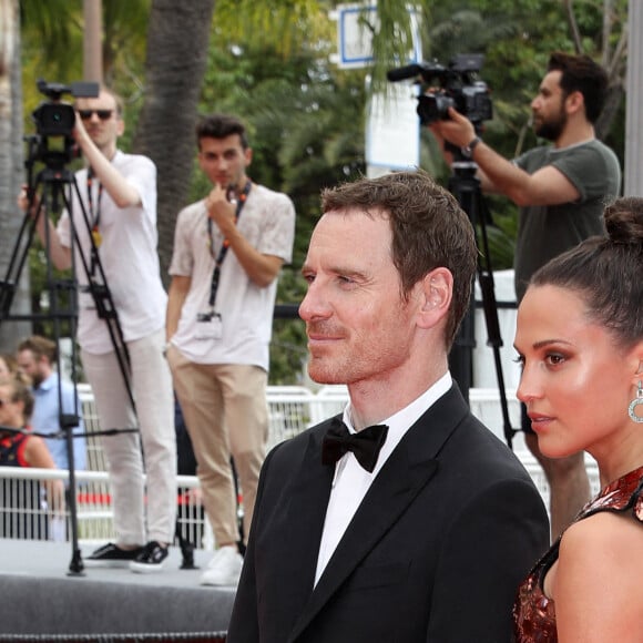 Michael Fassbender, Alicia Vikander - Montée des marches du film "Holy Spider (Les nuits de Mashhad)" lors du 75ème Festival International du Film de Cannes le 22 mai 2022 © Dominique Jacovides / Bestimage 