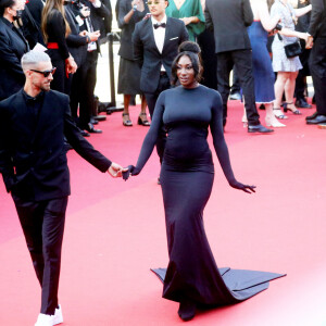 Vladimir Boudnikoff et sa compagne Aya Nakamura - Montée des marches du film " Armageddon Time " lors du 75ème Festival International du Film de Cannes. Le 19 mai 2022 © Dominique Jacovides / Bestimage 