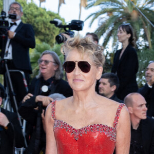 Sharon Stone - Montée des marches du film " Elvis " lors du 75ème Festival International du Film de Cannes. Le 25 mai 2022 © Olivier Borde / Bestimage 