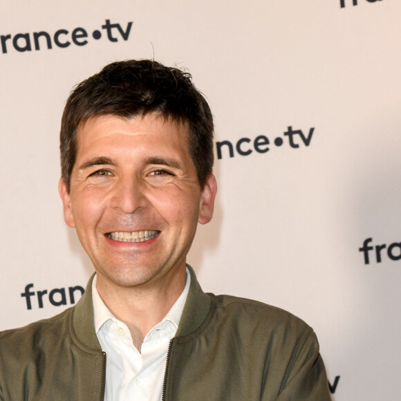 Thomas Sotto au photocall de la conférence de presse de France 2 au théâtre Marigny à Paris le 18 juin 2019 © Coadic Guirec / Bestimage