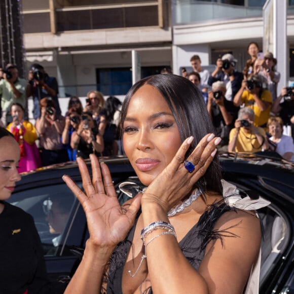 Exclusif - Naomi Campbell - Montée des marches du film "Heojil Kyolshim (Decision To Leave)" lors du 75e Festival de Cannes. Le 23 mai 2022. © Unique Agency / Bestimage