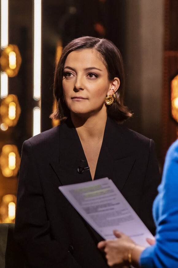 Exclusif - Camille Lellouche sur le plateau de l'émission On Est En Direct (OEED) du samedi 11 décembre, présentée par L.Salamé et L.Ruquier, à Paris, France, le 11 décembre 2021. © Jack Tribeca/Bestimage 