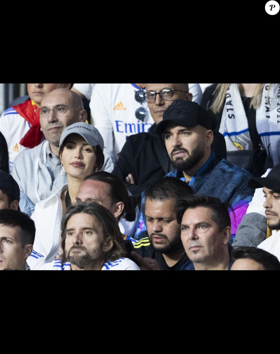 Nabilla (enceinte) et son mari Thomas Vergara - Les célébrités assistent à la victoire du Real Madrid face à Liverpool (1-0) en finale de la Ligue des Champions au stade de France, le 28 mai 2022. © Cyril Moreau / Bestimage