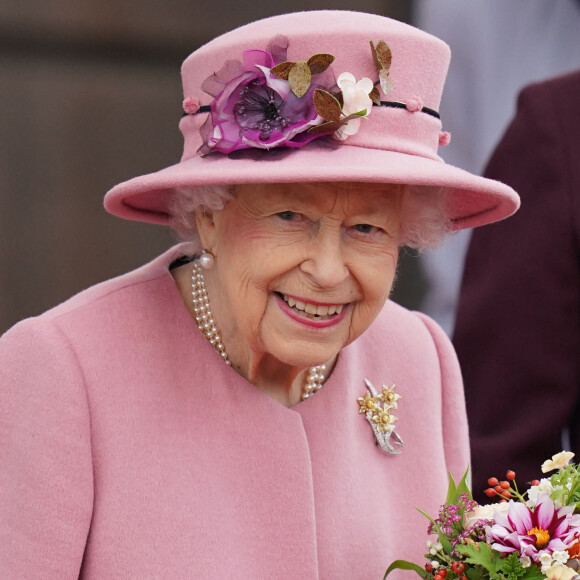 La reine Elisabeth II d'Angleterre assiste à la cérémonie d'ouverture de la sixième session du Senedd à Cardiff, Royaume Uni.