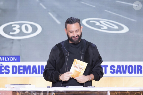 Exclusif - Cyril Hanouna - Enregistrement de l'émission "Touche Pas à Mon Poste (TPMP)", diffusée en direct sur C8 le 31 mars © Jack Tribeca / Bestimage