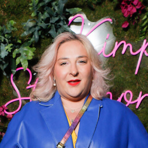 Marilou Berry - People à la soirée "Kimpton Music Festival" à l'hôtel Kimpton Saint-Honoré à Paris. Le 1er juin 2022 © Christophe Clovis / Bestimage Le 1er juin 2022, le Kimpton St Honoré Paris a réalisé son premier Kimpton Festival en présence de nombreuses célébrités, en plein coeur de Paris. Le Directeur Régional du groupe hôtelier IHG, C.Laure, la Directrice Générale de l'hôtel Kimpton St Honoré Paris, L.Elmaleh ainsi que la fondatrice de l'agence de RP Sandra and Co, S.Sisley ont convié les personnalités à une soirée musicale exceptionnelle : concert privé du pianiste virtuose S.Pamart, DJ set enflammé de Polocorp et showcase de la plus célèbre des drag queens françaises N.Doll... Cet événement festif était également l'occasion de (re)découvrir ce joyau architectural inauguré en août dernier. Le boutique hôtel 5 étoiles dispose d'un magnifique rooftop bar, Sequoia, où les convives ont pu profiter d'une vue à 360 degrés sur les monuments parisiens. La fête s'est poursuivie au sein du restaurant californien de l'hôtel, Montecito, où les invités ont dansé jusqu'au bout de la nuit. Cette nouvelle adresse apporte un nouveau souffle à l'hôtellerie de luxe avec son design ludique et se démarque par son style élégant et décontracté. Les noctambules s'y sont réunis pour célébrer le pride month autour d'une programmation musicale inédite et une scénographie majestueuse digne des plus grands festivals. A night to remember!