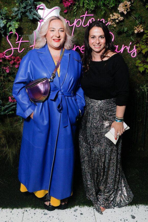 Marilou Berry, Laetita Elmaleh (general manager Kimpton St Honoré Paris) - People à la soirée "Kimpton Music Festival" à l'hôtel Kimpton Saint-Honoré à Paris. Le 1er juin 2022 © Christophe Clovis / Bestimage Le 1er juin 2022, le Kimpton St Honoré Paris a réalisé son premier Kimpton Festival en présence de nombreuses célébrités, en plein coeur de Paris. Le Directeur Régional du groupe hôtelier IHG, C.Laure, la Directrice Générale de l'hôtel Kimpton St Honoré Paris, L.Elmaleh ainsi que la fondatrice de l'agence de RP Sandra and Co, S.Sisley ont convié les personnalités à une soirée musicale exceptionnelle : concert privé du pianiste virtuose S.Pamart, DJ set enflammé de Polocorp et showcase de la plus célèbre des drag queens françaises N.Doll... Cet événement festif était également l'occasion de (re)découvrir ce joyau architectural inauguré en août dernier. Le boutique hôtel 5 étoiles dispose d'un magnifique rooftop bar, Sequoia, où les convives ont pu profiter d'une vue à 360 degrés sur les monuments parisiens. La fête s'est poursuivie au sein du restaurant californien de l'hôtel, Montecito, où les invités ont dansé jusqu'au bout de la nuit. Cette nouvelle adresse apporte un nouveau souffle à l'hôtellerie de luxe avec son design ludique et se démarque par son style élégant et décontracté. Les noctambules s'y sont réunis pour célébrer le pride month autour d'une programmation musicale inédite et une scénographie majestueuse digne des plus grands festivals. A night to remember!