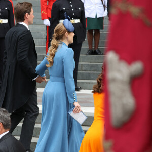 La princesse Beatrice et son mari Edoardo Mapelli Mozzi, en la Cathédrale Saint-Paul ce vendredi 3 juin 2022, pour le jubilé de platine de la reine Elizabeth II
