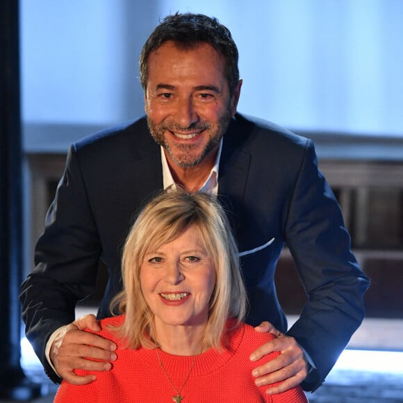 Chantal Ladesou et Bernard Montiel - Enregistrement de l'émission "Animaux Stars", diffusée le 4 juin sur la chaine Animaux. Le 5 avril 2022 © Veeren / Bestimage 