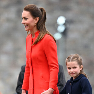 Kate Catherine Middleton, duchesse de Cambridge, et la princesse Charlotte - Le duc et la duchesse de Cambridge, et leurs enfants, en visite à Cardiff, à l'occasion du jubilé de platine de la reine d'Angleterre. Le 4 juin 2022