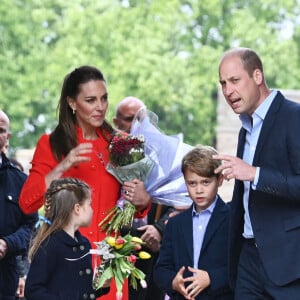 Kate Catherine Middleton, duchesse de Cambridge, le prince William, duc Cambridge, et leurs enfants, la princesse Charlotte et le prince George - Le duc et la duchesse de Cambridge, et leurs enfants, en visite à Cardiff, à l'occasion du jubilé de platine de la reine d'Angleterre. Le 4 juin 2022