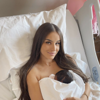 Kamila à l'hôpital avec son bébé d'1 mois : "Dégoûtée et triste", elle se confie sur ses dernières galères