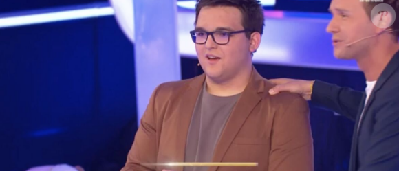 Enzo, candidat phénomène du jeu "Le Grand Slam" sur France 3 avec Cyril Féraud