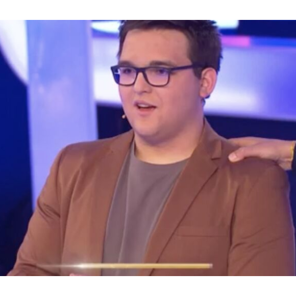 Enzo, candidat phénomène du jeu "Le Grand Slam" sur France 3 avec Cyril Féraud