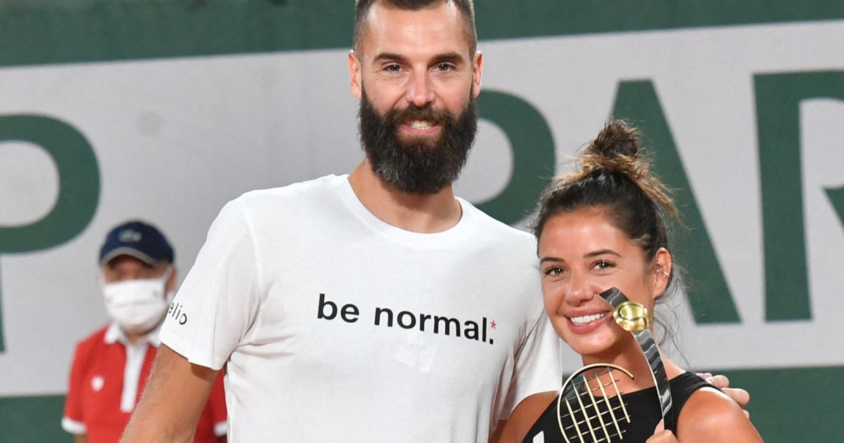 Exclusif Benoît Paire et sa compagne Julie Bertin lors d'un match de