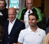 Rafael Nadal - Rafael Nadal et son clan quittent le Grand Hôtel à Paris pour rejoindre le Bourget et prendre un jet privé au lendemain de sa 14 ème victoire à Roland-Garros. Paris le 6 juin 2022