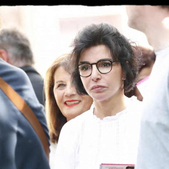 Exclusif - Tractage de Rachida Dati, et Marie Toubiana sur le Marché de la Place des Fêtes, en campagne pour les élections législatives. Paris, 19ème arrondissement, le 15 mai 2022