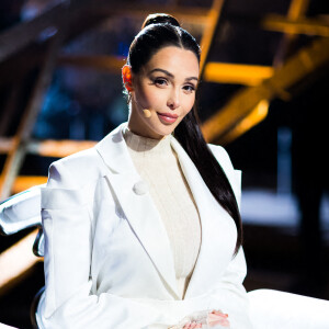 Exclusif - Nabilla Benattia - Enregistrement de l'émission "La Chanson secrète 10" au 1er étage de la Tour Eiffel à Paris, diffusée le 22 janvier sur TF1 à 21h10 © Tiziano Da Silva / Bestimage