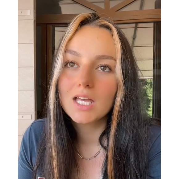 Une nail artiste française accuse les équipes de Nabilla de l'avoir arnaquée - TikTok