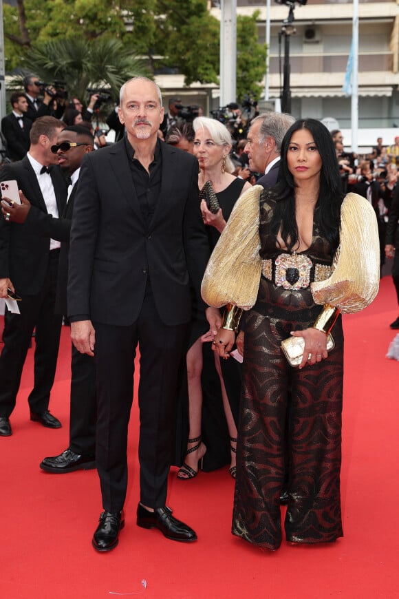 Anggun et son mari Christian Kretschmar - Montée des marches du film "Top Gun : Maverick" lors du 75e Festival de Cannes. Le 18 mai 2022. © Cyril Moreau / Bestimage